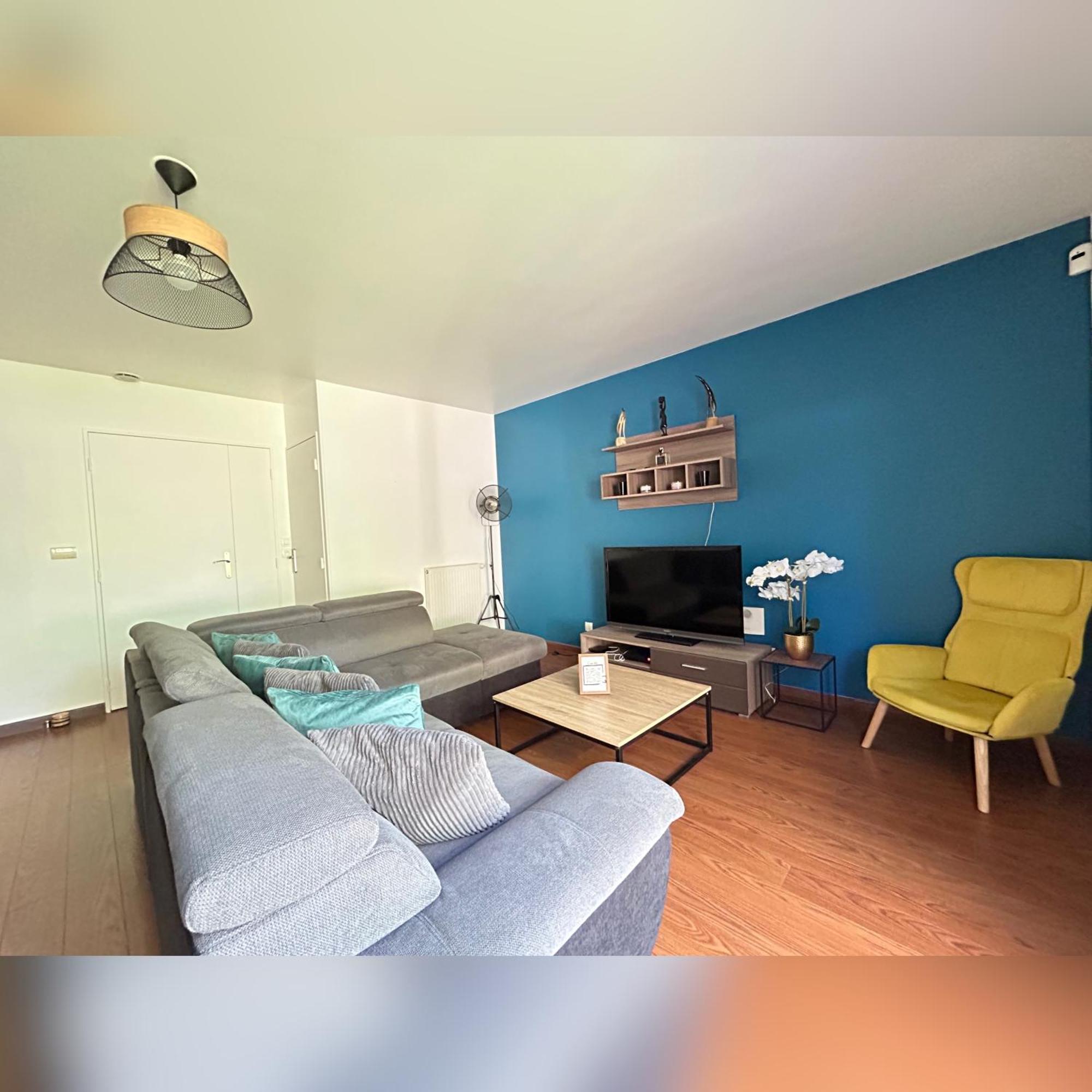 Le Duplex Chessy - 15Min From Disneyland - 2 Private Parkings - Garden - Kingsize & Queensize Bed - Supermarket Behind The House ภายนอก รูปภาพ